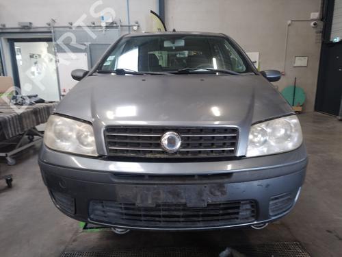 Pièces Détachées Usagées FIAT PUNTO (188_) 1.2 60 (188.030, .050, .130, .150, .230, .250) (60 hp) 4414490