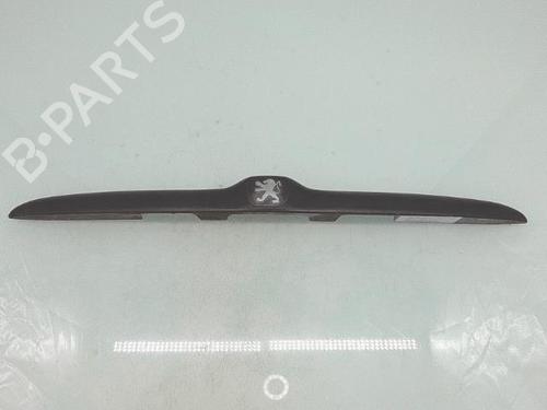Pynteleist til bakluke PEUGEOT 206 Hatchback (2A/C) 1.9 D (69 hp) 32068478