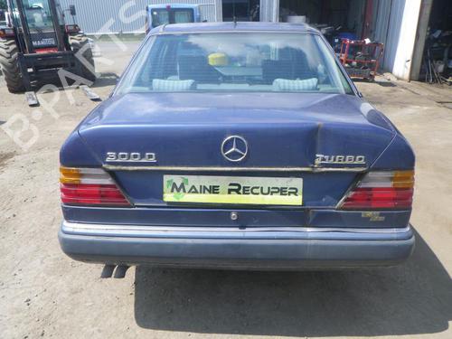 Right front indicator MERCEDES-BENZ 124 Saloon (W124) 300 D (124.130) | BP27627071C33 