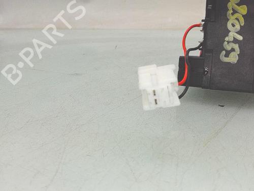 Used Switch Switch DACIA SANDERO II 1.0 SCe 75 (B8JC, B8JD, B8NC) (73 hp) 33874047 33874047