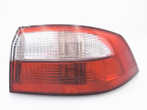 Used Right taillight RENAULT LAGUNA II (BG0/1_) 1.9 dCi (107 hp) 25357849