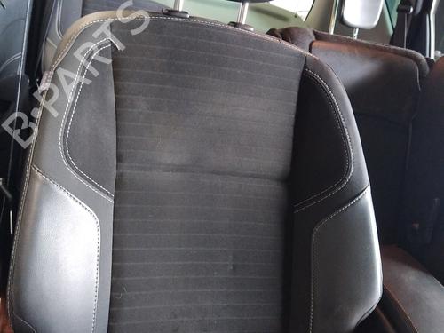 Used Right front seat RENAULT GRAND SCÉNIC III (JZ0/1_) 1.2 TCe (JZ16) (132 hp) 28588555