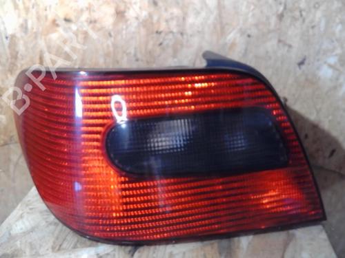 Used Left taillight Left taillight CITROËN XSARA (N1) 1.9 TD (90 hp) 25367571 25367571