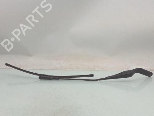front-windshield-wiper-arm-bmw-1-e87-2003-2004-2005-2006-2007-2008-2009-2010-2011-2012-2013-36479355 main image