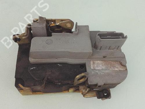 Cerradura puerta delantera izquierda PEUGEOT 206 SW (2E/K) 1.4 HDi (68 hp) 27611592