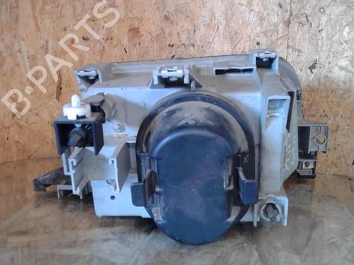 Optica esquerda Optica esquerda RENAULT CLIO I (B/C57_, 5/357_) 1.9 D (B/C/S576, B/C/S57L) (64 hp) 25367364 25367364