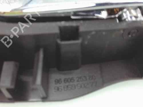 Used Front right interior door handle Front right interior door handle PEUGEOT 308 I (4A_, 4C_) 1.6 16V (120 hp) 29301037 29301037