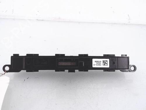 Used Switch Switch RENAULT SCÉNIC IV (J9_) 1.2 TCe 130 (130 hp) 25360539 25360539