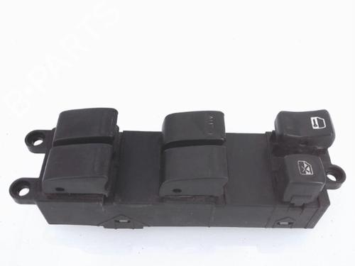 Used Switch NISSAN ALMERA II Hatchback (N16) 2.2 Di (110 hp) 25369888