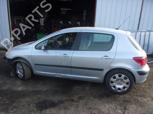 Left mirror PEUGEOT 307 (3A/C) 2.0 HDi 110 | BP25365443C26 