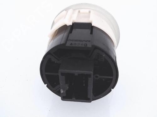 Used Switch RENAULT KOLEOS I (HY_) 2.0 dCi (HY0K) (150 hp) 25369933