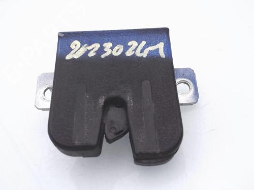 Bakluke lås VW POLO (9N_, 9A_) 1.4 16V (75 hp) 25357813
