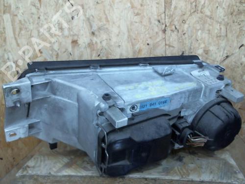 Right headlight SKODA OCTAVIA I (1U2) 1.9 TDI | BP25367709C29 