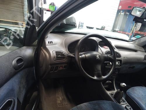 Left taillight PEUGEOT 206 Hatchback (2A/C) 2.0 HDI 90 | BP31356015C34 