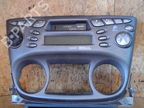 Used Radio NISSAN ALMERA II Hatchback (N16) 2.2 Di (110 hp) 25364386