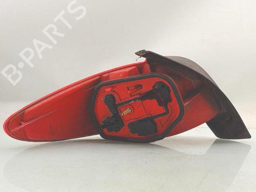 Used Right taillight Right taillight 37592653 37592653