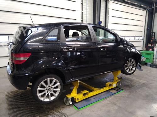 Front bumper bracket MERCEDES-BENZ B-CLASS Sports Tourer (W245) B 180 CDI (245.207) | BP31259440C158 
