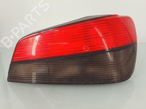 Højre baglygte PEUGEOT 306 Hatchback (7A, 7C, N3, N5) 1.4 (75 hp) 25349450