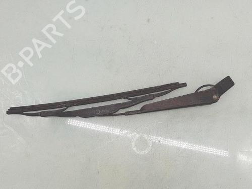 Used Rear windshield wiper arm Rear windshield wiper arm 36858048 36858048