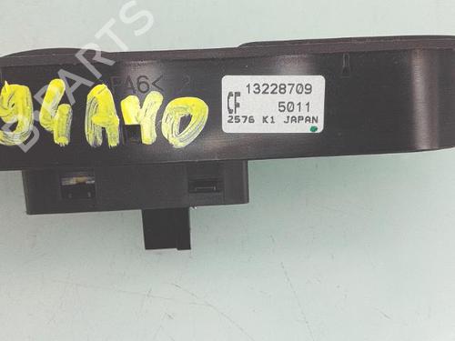Right front window switch OPEL ASTRA H Estate (A04) 1.9 CDTI 16V (L35) | BP30172186I26 - Image 3