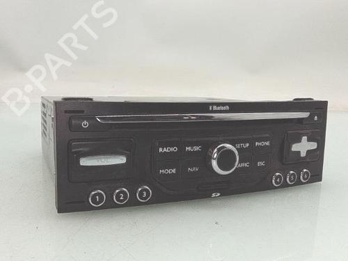 Used Radio Radio PEUGEOT 3008 I MPV (0U_) 1.6 HDi (109 hp) 33114804 33114804