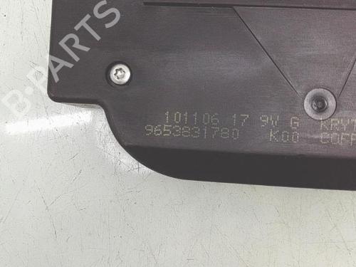 Bagklap lås Bagklap lås PEUGEOT 607 (9D, 9U) 2.0 HDI (136 hp) 37277493 37277493