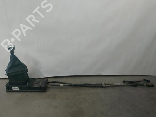 Used Gear lever PEUGEOT 308 II (LB_, LP_, LW_, LH_, L3_) 1.6 THP 125 (125 hp) 27523281
