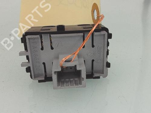 Switch RENAULT SCÉNIC III (JZ0/1_) 1.5 dCi (JZ02, JZ0R) | BP29384222I30 