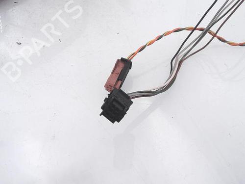 Left mirror PEUGEOT 307 Break (3E) 2.0 HDI 110 | BP25350351C26 