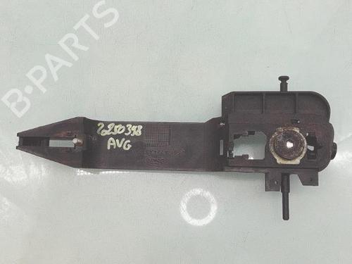 Używane Wspornik / Uchwyt FORD FIESTA V (JH_, JD_) 1.4 TDCi (68 hp) 30923580