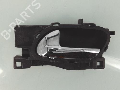 Used Rear left interior door handle PEUGEOT 407 (6D_) 2.0 HDi 135 (6DRHRH, 6DRHRE, 6DRHRG, 6DRHRJ) (136 hp) 25356228