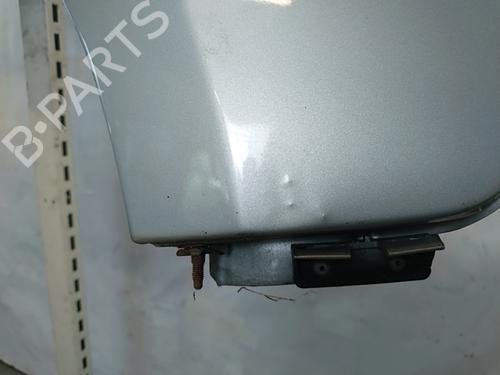 right-front-fenders-peugeot-bipper-aa_-2008-39174897 main image