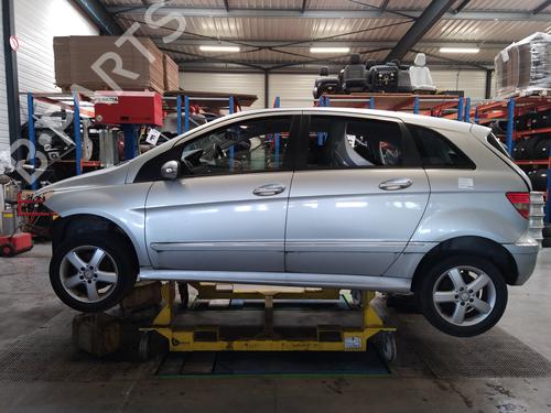 Right front fog light MERCEDES-BENZ B-CLASS Sports Tourer (W245) B 180 CDI (245.207) | BP32341905C31 