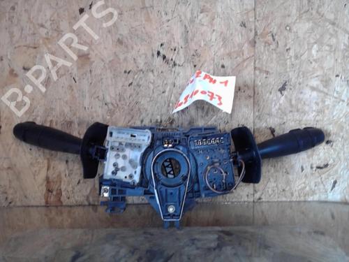 Used Steering column stalk Steering column stalk RENAULT CLIO II Hatchback Van (SB0/1/2_) 1.9 D (SB0R) (54 hp) 25366973 25366973