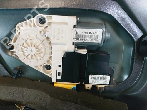 Right front door PEUGEOT 307 SW (3H) 1.6 HDI 110 | BP30378254C3 