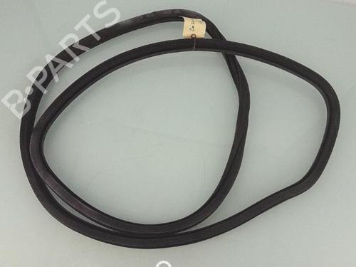 Used Rubber door seal PEUGEOT 308 II (LB_, LP_, LW_, LH_, L3_) 1.6 BlueHDi 120 (120 hp) 25352826