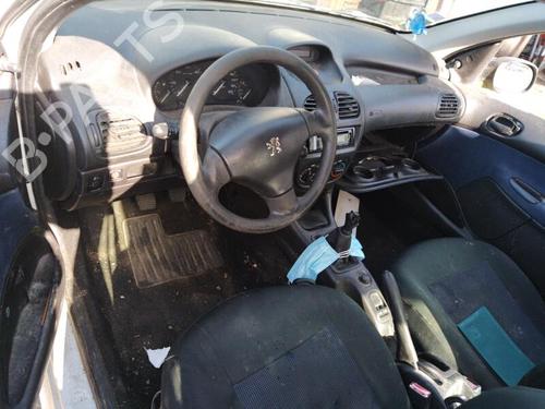 Cockpit PEUGEOT 206 Hatchback (2A/C) 1.4 HDi eco 70 | BP25351345C47 