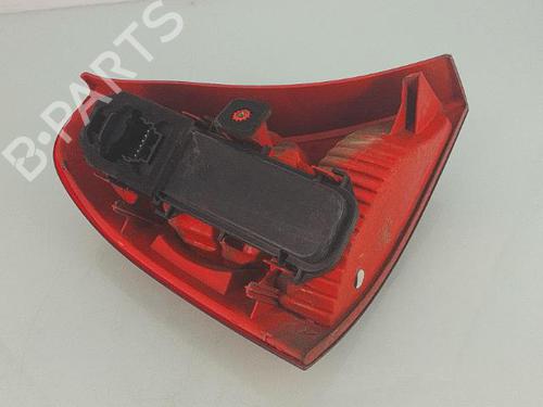 Used Right taillight Right taillight 25880077 25880077