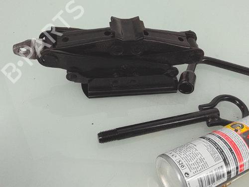 Used Jack Kit Jack Kit RENAULT CLIO II (BB_, CB_) 1.2 LPG (58 hp) 25362720 25362720
