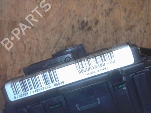 Fuse box PEUGEOT 1007 (KM_) 1.6 16V | BP25373324E1 