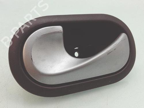 Used Rear left interior door handle Rear left interior door handle RENAULT MEGANE II (BM0/1_, CM0/1_) 1.5 dCi (BM1E, CM1E) (106 hp) 31075556 31075556