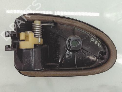 Used Front right interior door handle Front right interior door handle RENAULT CLIO II (BB_, CB_) 1.4 16V (B/CB0P, BB13) (98 hp) 29012378 29012378