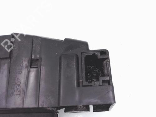 Used Tailgate lock CITROËN C4 Grand Picasso I (UA_) 2.0 HDi 150 (150 hp) 25363773
