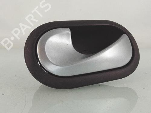Venstre bagtil invendig håndtag RENAULT MODUS / GRAND MODUS (F/JP0_) 1.2 16V (JP0W) (101 hp) 27485219