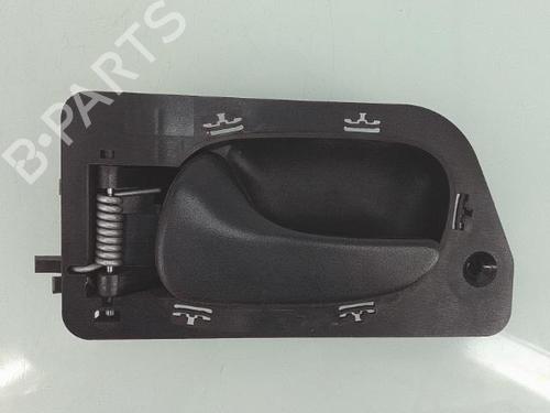 Used Front left interior door handle RENAULT LAGUNA I (B56_, 556_) 1.9 dTi (B56J) (98 hp) 25437563