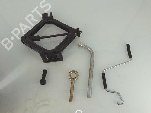 Reservehjul kit Reservehjul kit FIAT STILO (192_) 1.9 JTD (192_XF1A) (80 hp) 27485196 27485196