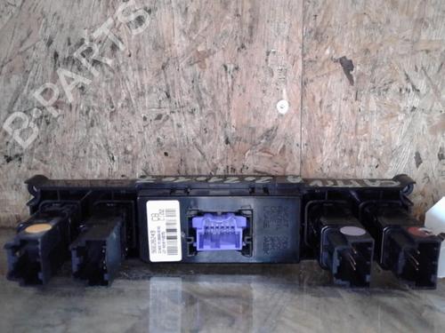 display-monitor-chevrolet-captiva-c100-c140-2006-25367116 main image