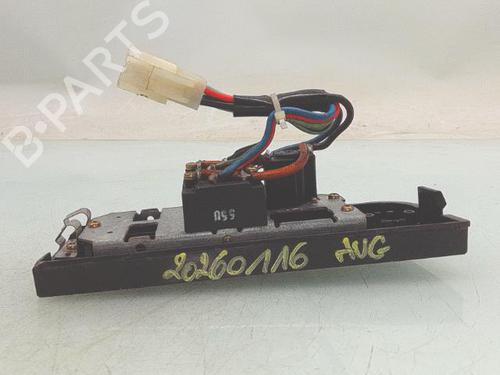 Used Left front window switch Left front window switch NISSAN PRAIRIE (M10, NM10) 1.8 SGL (M10) (90 hp) 36299729 36299729