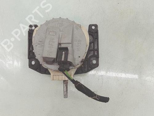 Used Left front fog light Left front fog light 39213916 39213916