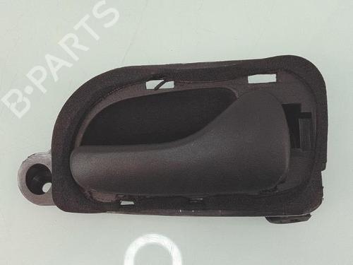 Used Rear right interior door handle RENAULT SAFRANE II (B54_) 2.2 dT (B54G) (113 hp) 25362755